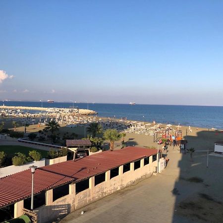 Beach Apartment Mackenzie, Larnaca Esterno foto