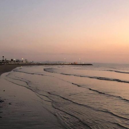 Beach Apartment Mackenzie, Larnaca Esterno foto