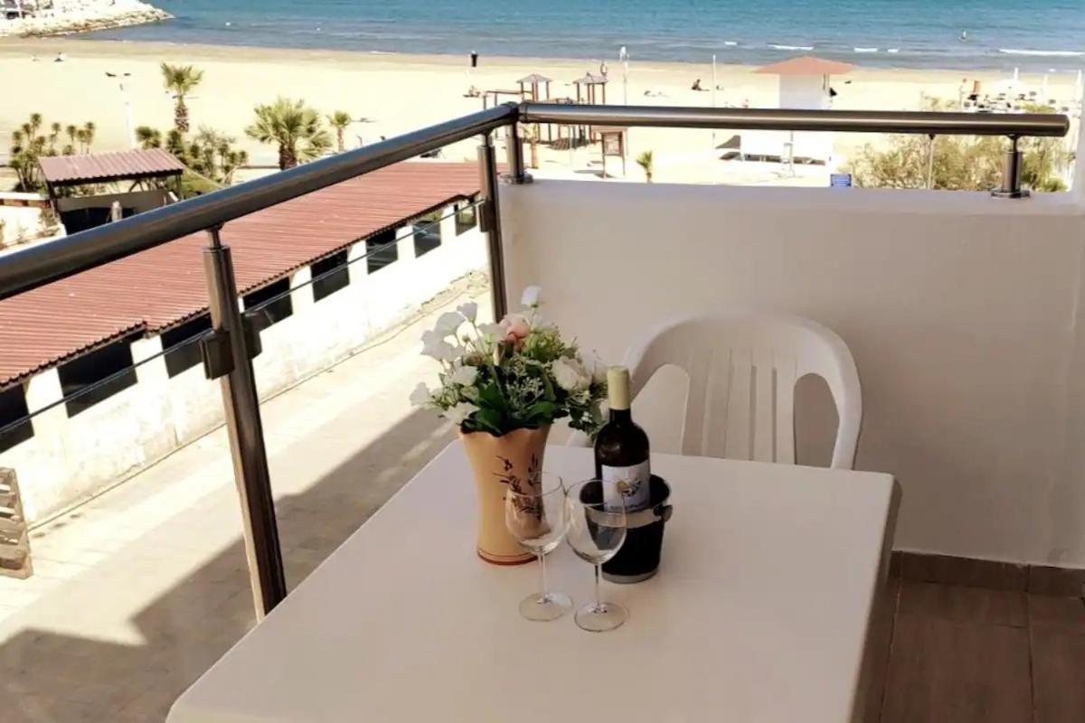 Beach Apartment Mackenzie, Larnaca Esterno foto