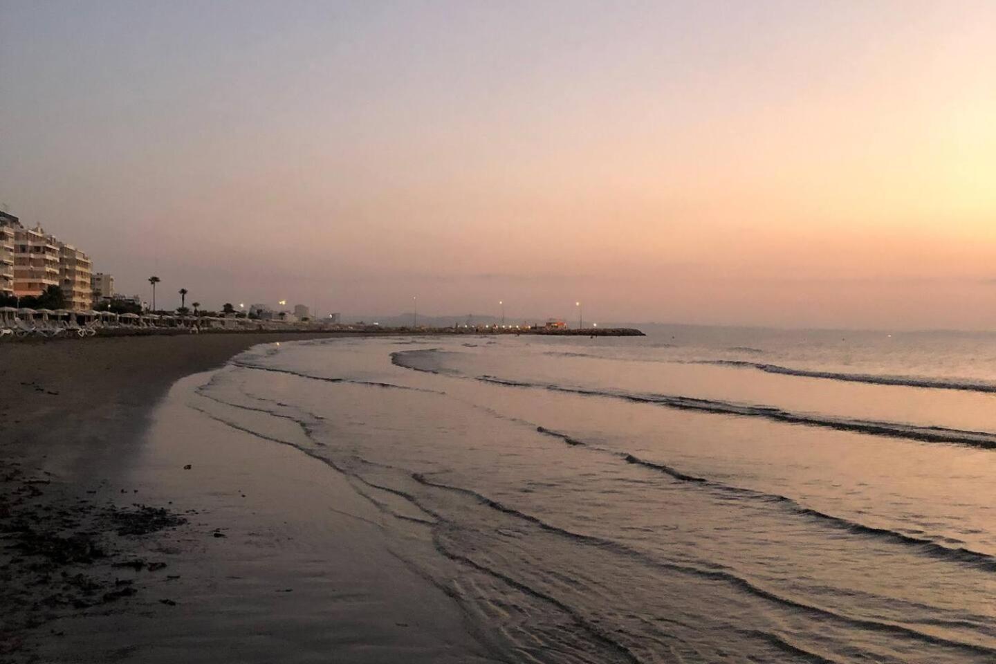 Beach Apartment Mackenzie, Larnaca Esterno foto